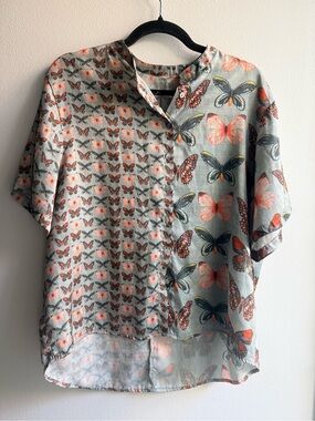 Two Pattern Butterfly Button-Up Short Sleeve Top